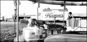 A group of children in a bumper car

Description automatically generated with low confidence